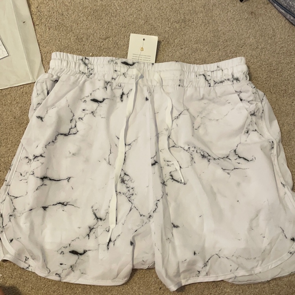 Flo Shorts